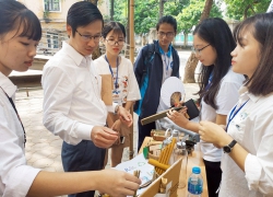 Phân loại rác tại nguồn: Đổi rác lấy tương lai