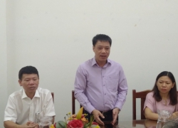 Tổng cục KTTV trao tặng thiết bị đo độ mặn nguồn nước cho tỉnh Ninh Thuận